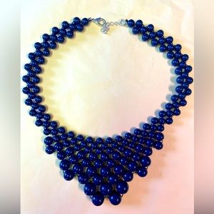 Forever 21 navy blue beaded necklace